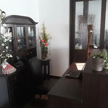 Guest house Restaurant Zum Wacholderhain 3*