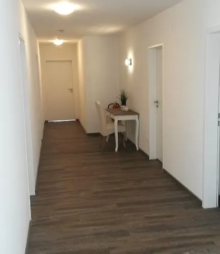 Restaurant Zum Wacholderhain Гостевой дом 3*