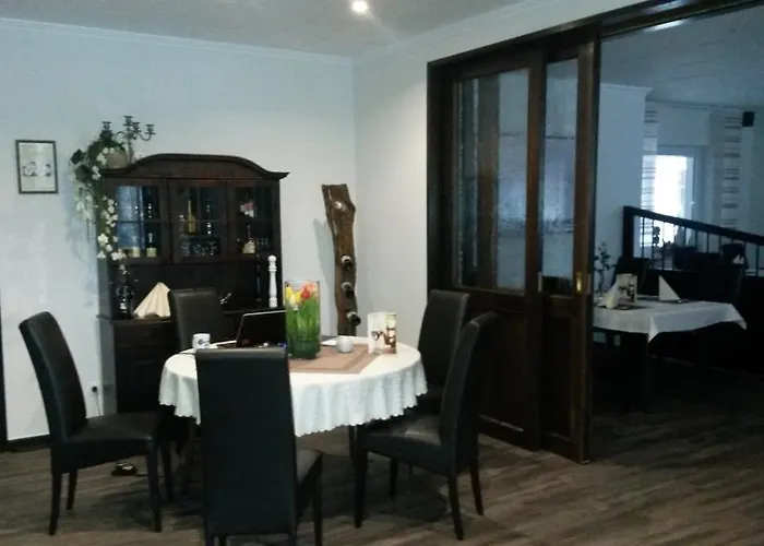 Restaurant Zum Wacholderhain Хазелюнне